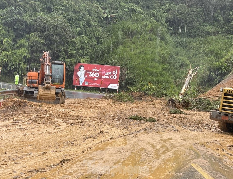 Ngập &uacute;ng, sạt lở, giao th&ocirc;ng &aacute;ch tắc cục bộ ở Sa Pa- Ảnh 11.