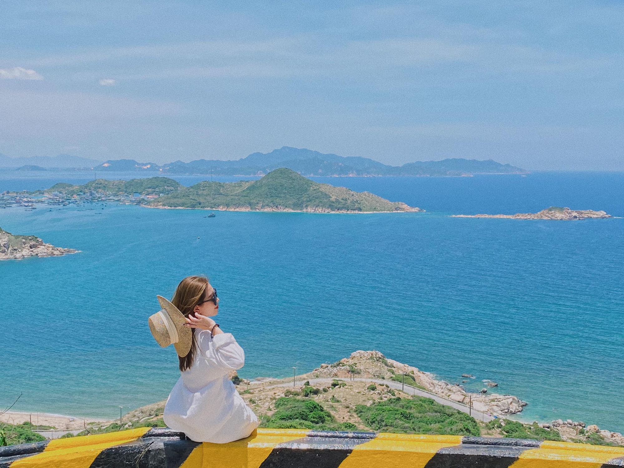 Đường ven biển nối 2 tỉnh miền Trung, qua nhiều điểm nổi tiếng, nằm trong danh s&aacute;ch "đẹp nhất Việt Nam"- Ảnh 4.