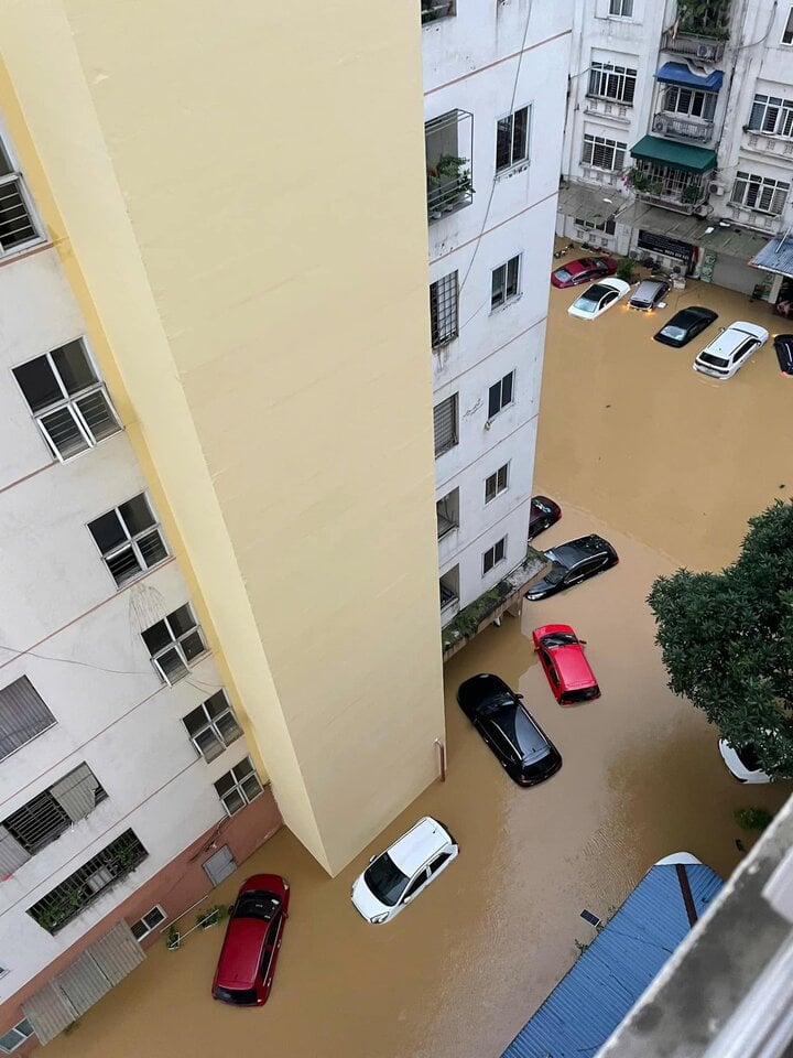 Nước sông Cầu dâng cao lịch sử, dân Thái Nguyên thâu đêm chạy lụt- Ảnh 8.