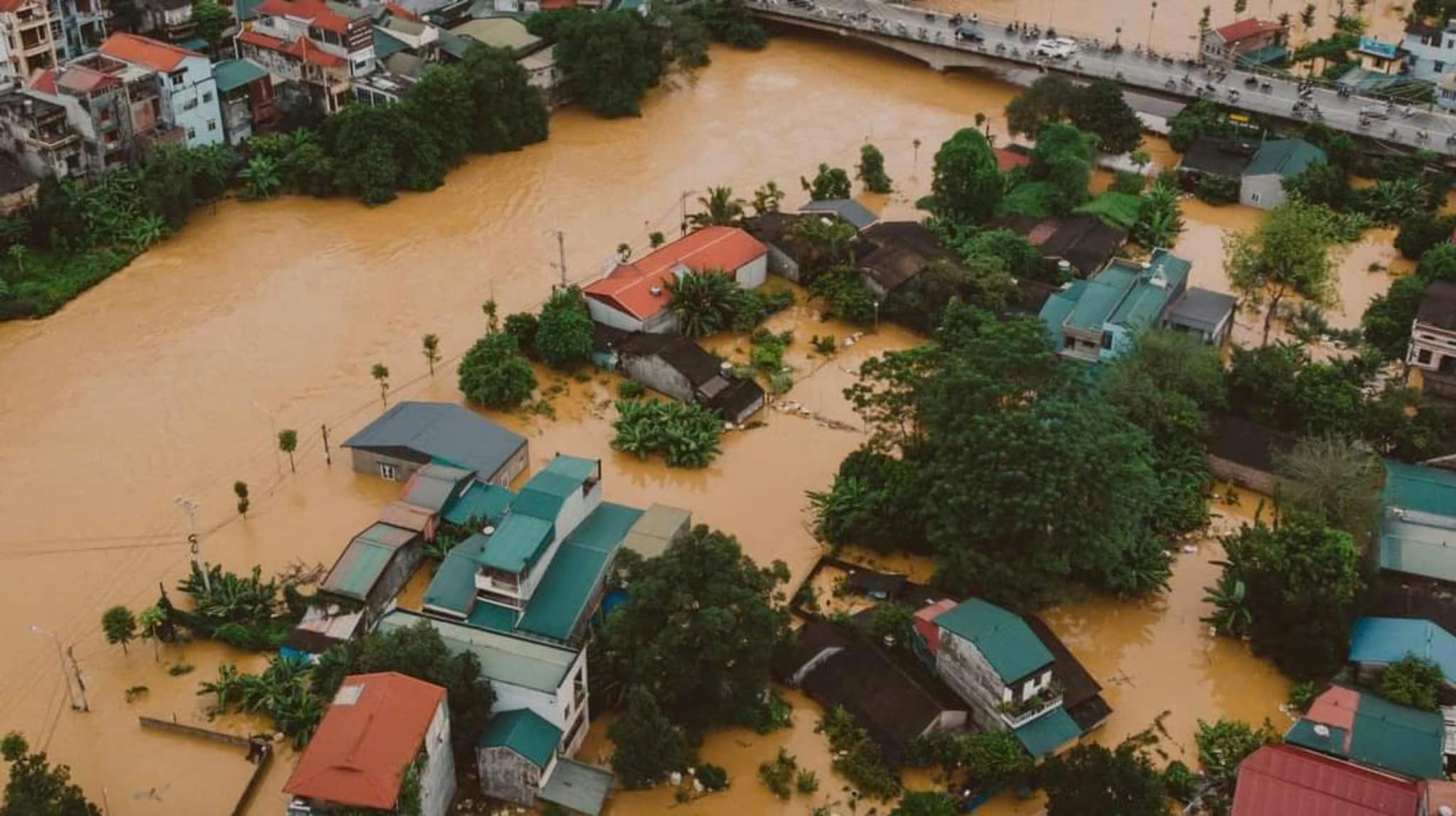 Cập nhật lũ lụt kinh hoàng miền Bắc: 98 người chết và mất tích; Cảnh báo lũ đặc biệt lớn trên sông Thao- Ảnh 44.