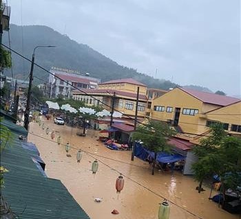 Cập nhật lũ lụt kinh hoàng miền Bắc: 98 người chết và mất tích; Cảnh báo lũ đặc biệt lớn trên sông Thao- Ảnh 70.