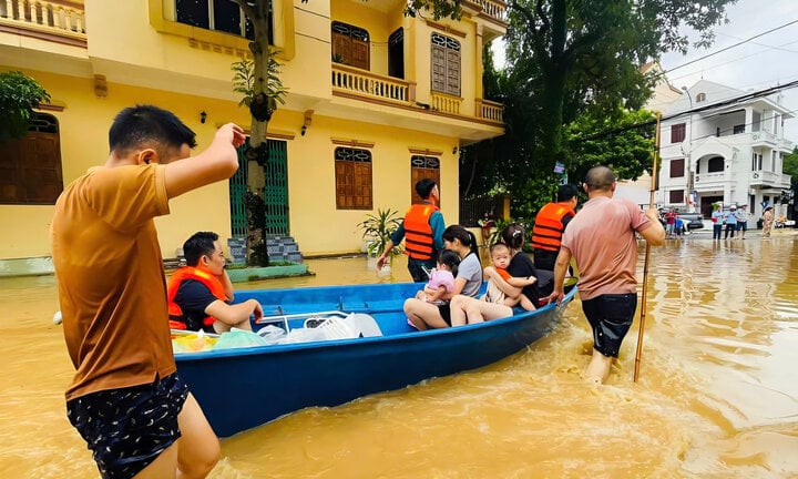 Cập nhật lũ lụt kinh hoàng miền Bắc: 98 người chết và mất tích; Cảnh báo lũ đặc biệt lớn trên sông Thao- Ảnh 57.