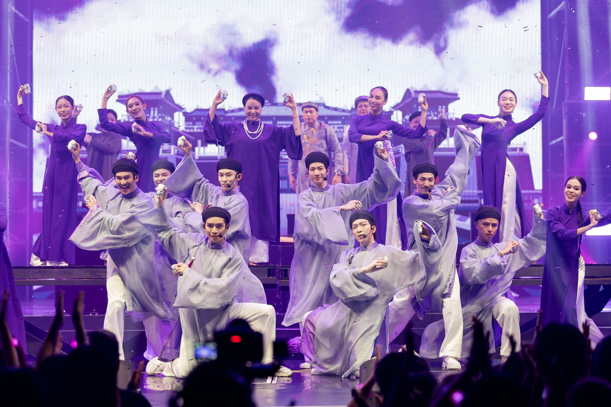 Công diễn 4 Anh Trai Vượt Ngàn Chông Gai như Lễ hội Văn hoá Việt, xứng đáng là 1 đêm Chung kết sớm!- Ảnh 2.