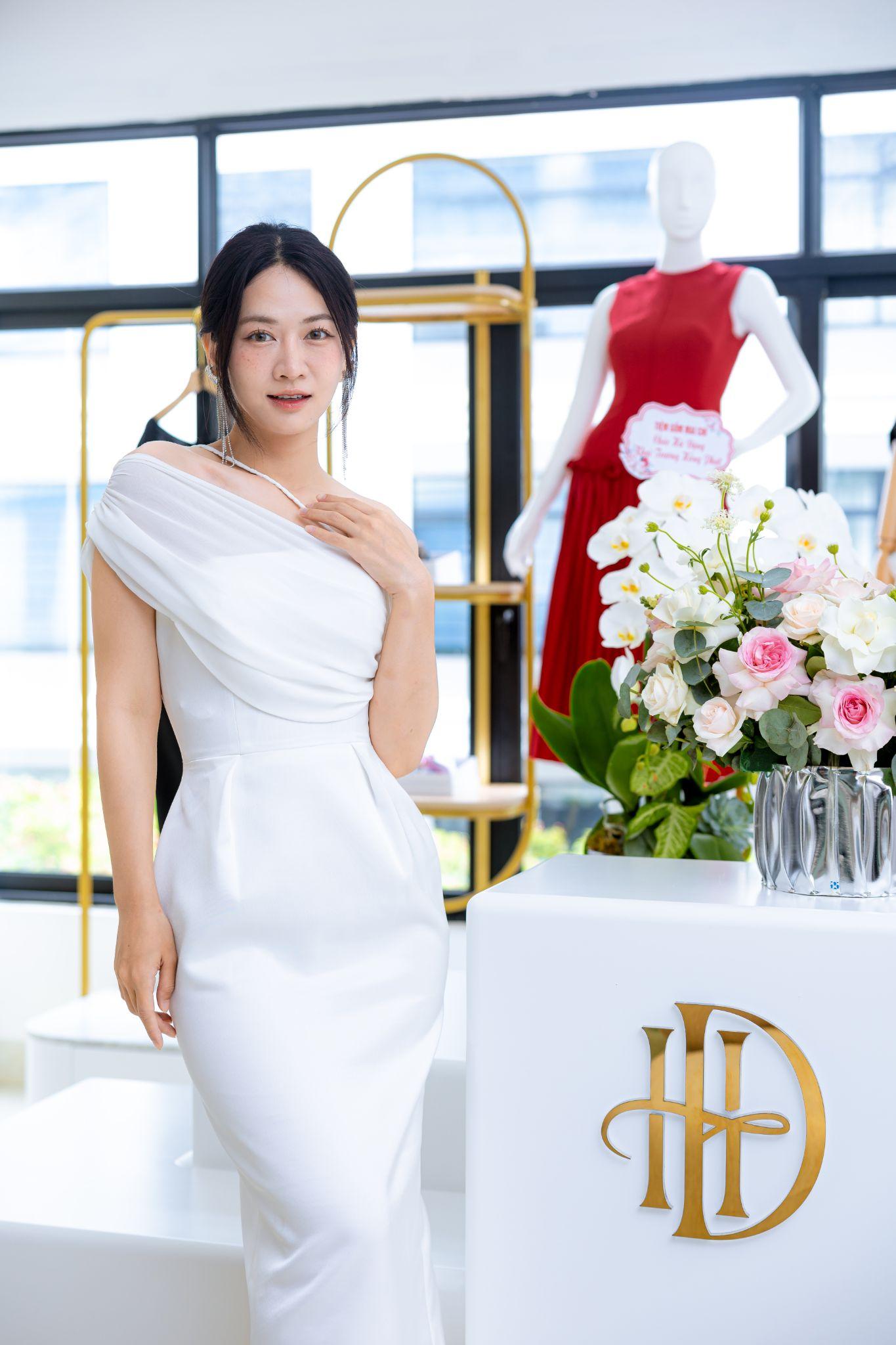 Sự kiện ra mắt thương hiệu thời trang Hà Đặng với sự góp mặt của nhiều KOL- Ảnh 6. Sự kiện ra mắt thương hiệu thời trang Hà Đặng với sự góp mặt của nhiều KOL- Ảnh 6.