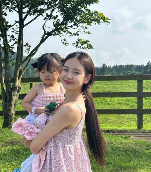 Có bảng này, bố mẹ tự đặt tên con, biểu đồ tên lấp đầy ngày sinh thì tên đó cực tốt- Ảnh 1.