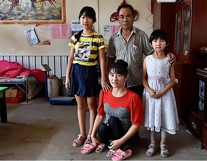 "Bà mẹ 4 chân" quyết cãi lời bác sỹ để sinh con, nhìn thành quả ai cũng bất ngờ- Ảnh 3.