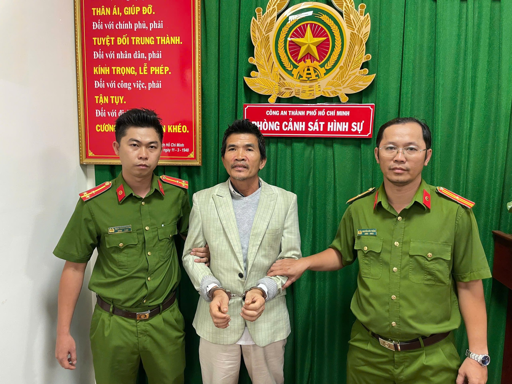 Bắt doanh nh&acirc;n Cao Văn Đạt- Ảnh 1.