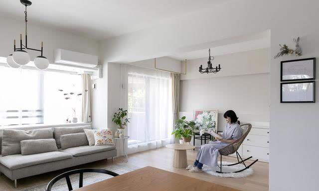 Người vợ 36 tuổi quyết kh&ocirc;ng giao du hay mua sắm, c&ocirc; chỉ ở nh&agrave; v&agrave; dọn dẹp nơi ở sạch 