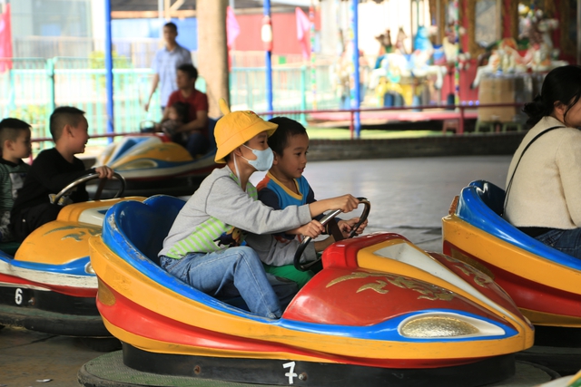 Chỉ được nghỉ 1 ng&agrave;y Tết dương, người d&acirc;n H&agrave; Nội lựa chọn nơi n&agrave;y l&agrave; điểm đến l&yacute; tưởng cho cả gia đ&igrave;nh- Ảnh 16.