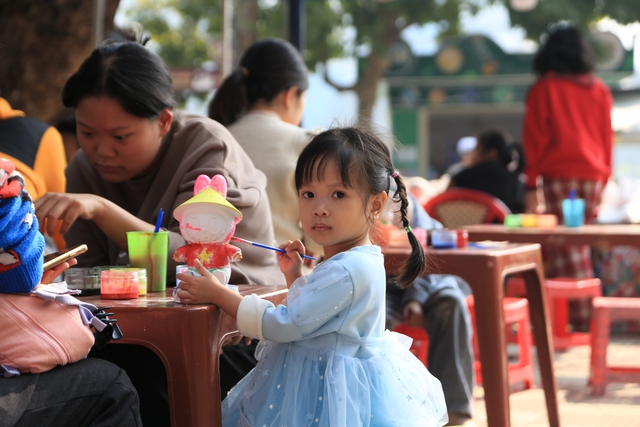 Chỉ được nghỉ 1 ng&agrave;y Tết dương, người d&acirc;n H&agrave; Nội lựa chọn nơi n&agrave;y l&agrave; điểm đến l&yacute; tưởng cho cả gia đ&igrave;nh- Ảnh 20.