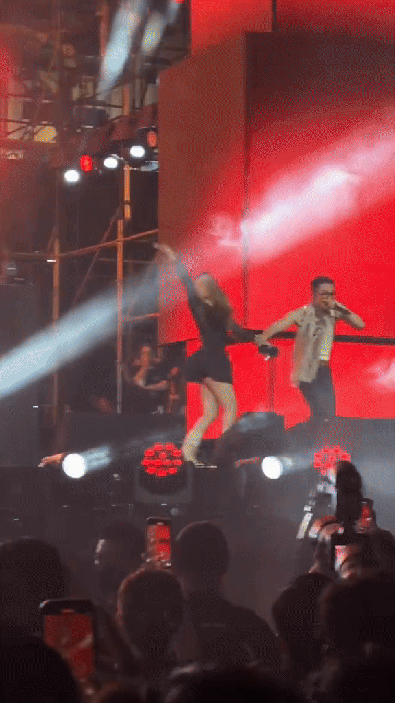 Số lượng vệ sĩ đông thế này mà Sơn Tùng vẫn gặp tình huống cực kì nguy hiểm!- Ảnh 5.