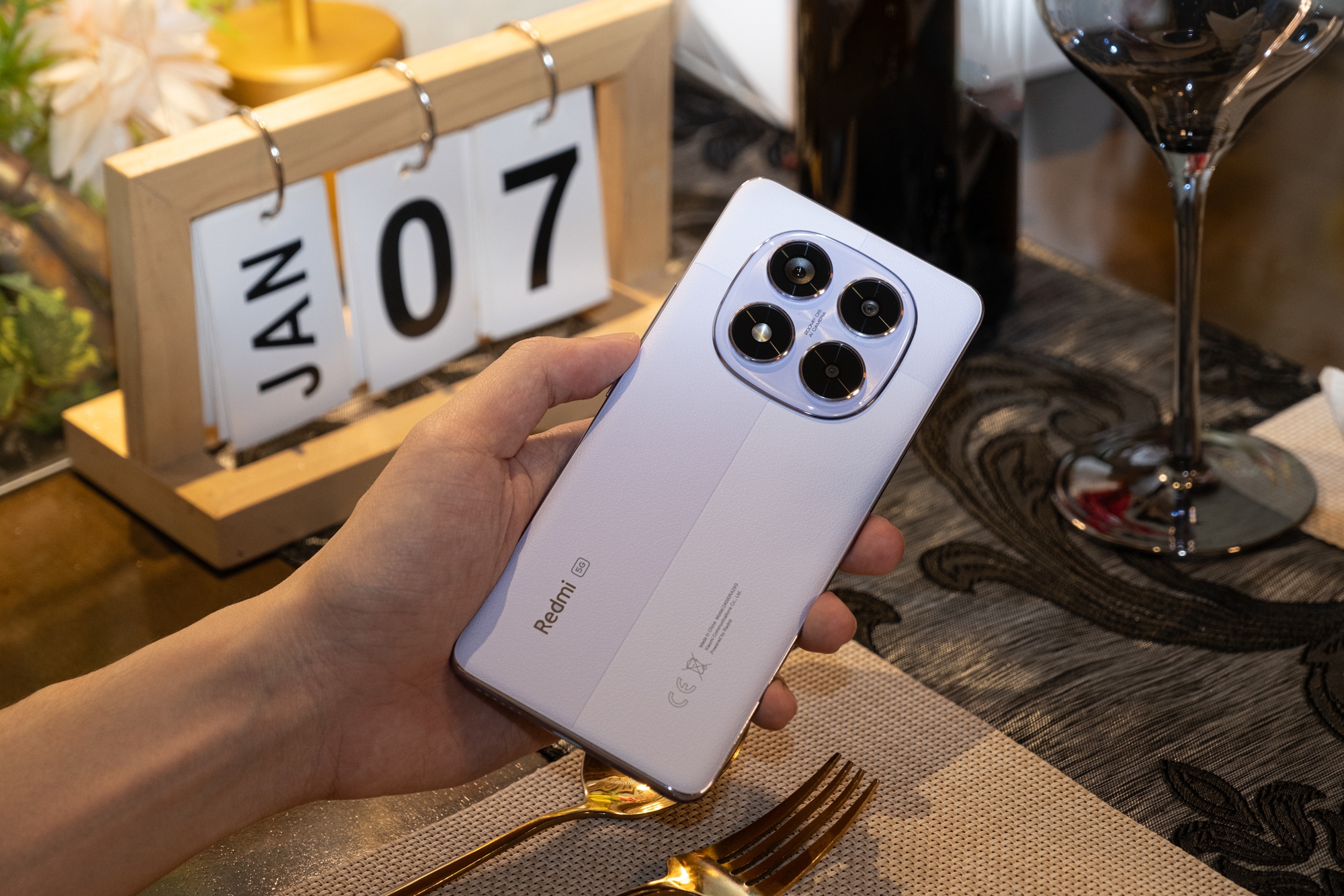 Trên tay điện thoại Xiaomi giá chỉ hơn 9 triệu nhưng có AI, camera độc lạ- Ảnh 3.