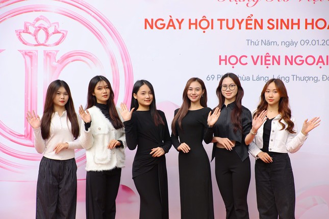 Thí sinh đầu tiên của Hoa hậu Việt Nam 2024: "Mình muốn được như Thanh Thủy"- Ảnh 5.