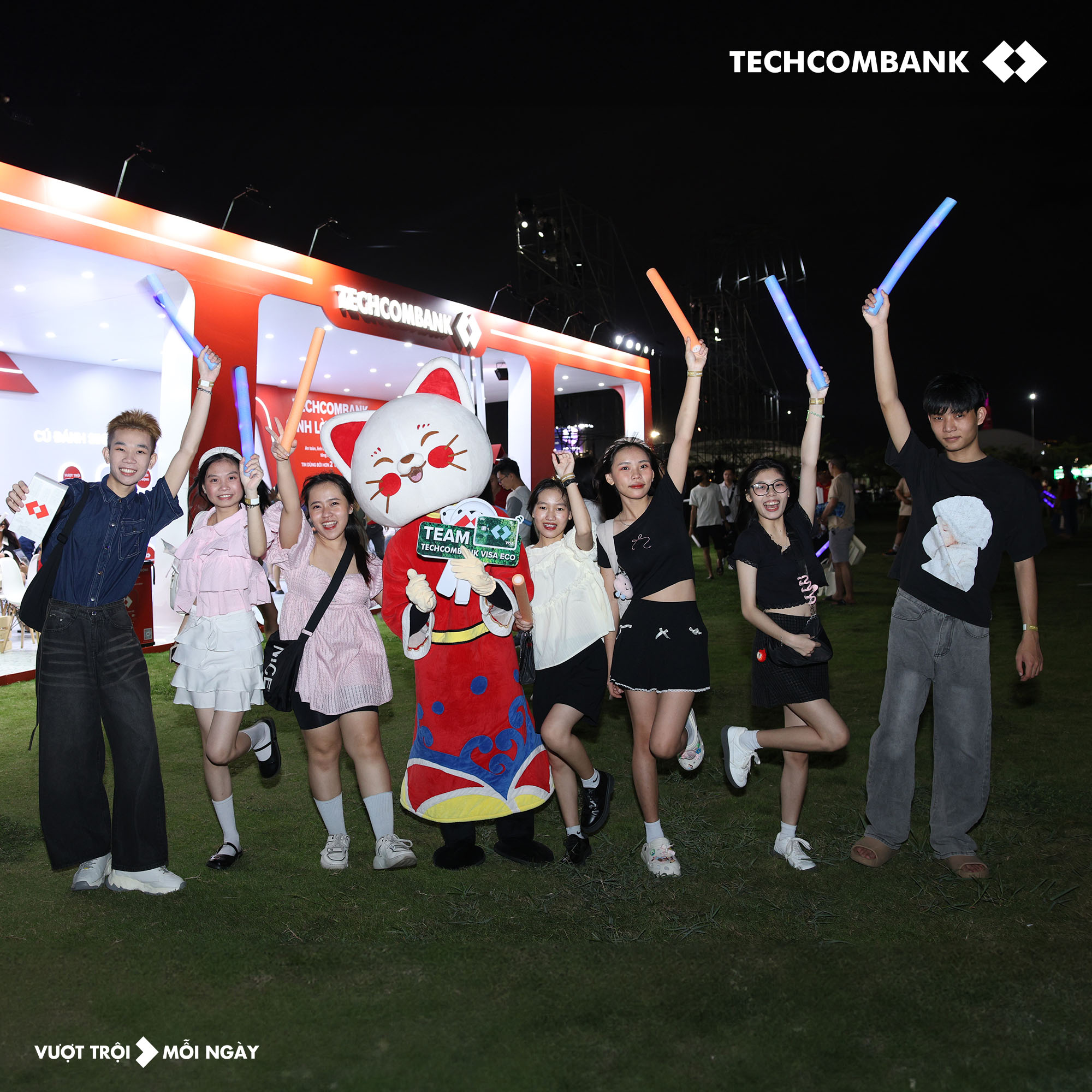 Hội viên Techcombank Inspire tưng bừng chào đón năm mới “cực chất” The Global Celebration Countdown Party- Ảnh 3.