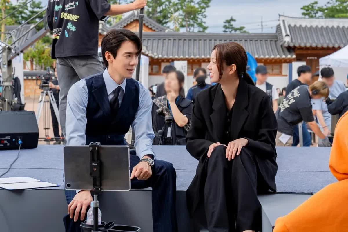 Hậu thành công của When The Phone Rings, Yoo Yeon Seok muốn đi du lịch- Ảnh 1.