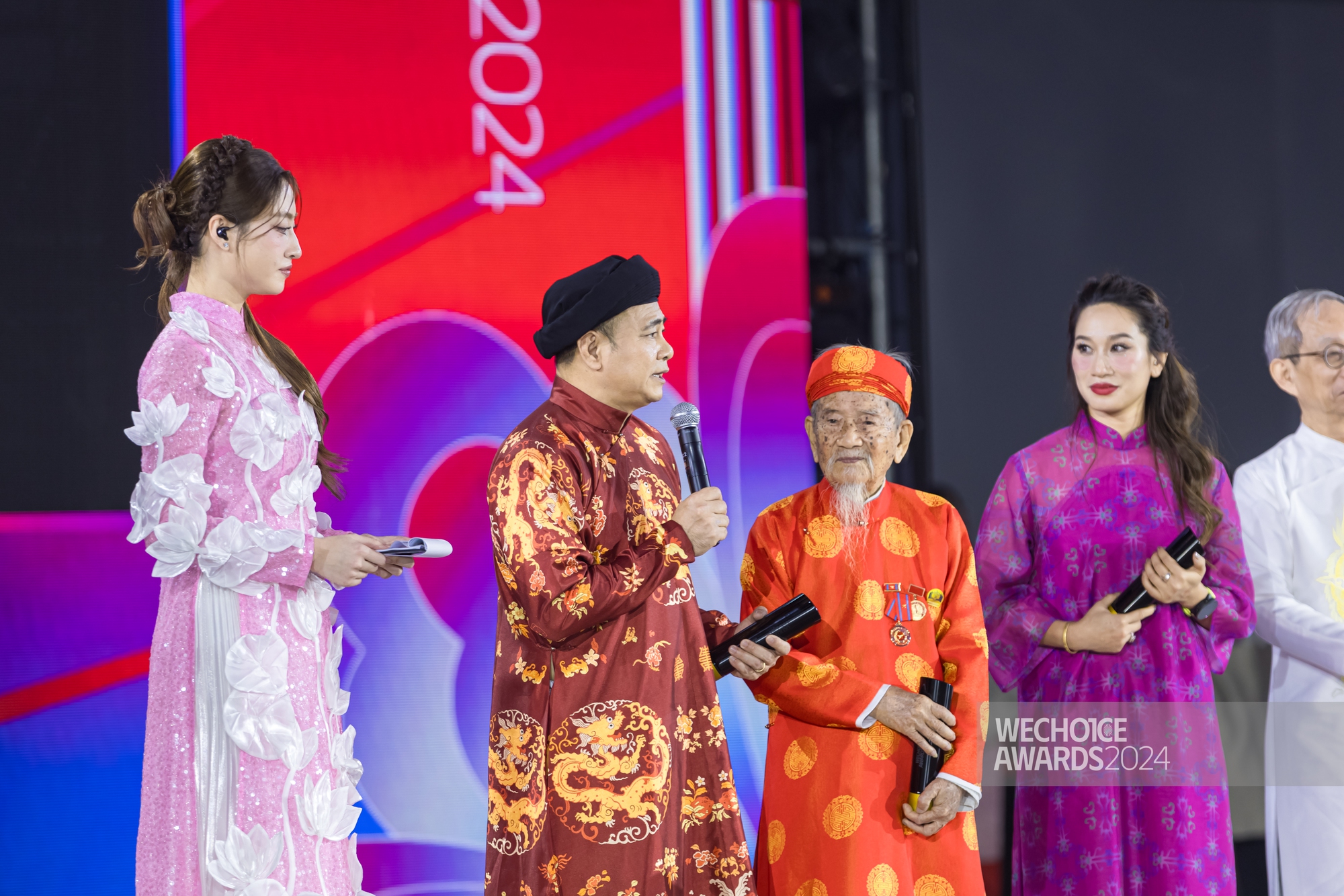 5 Đại sứ truyền cảm hứng của WeChoice Awards 2024: Họ là ai?- Ảnh 3.