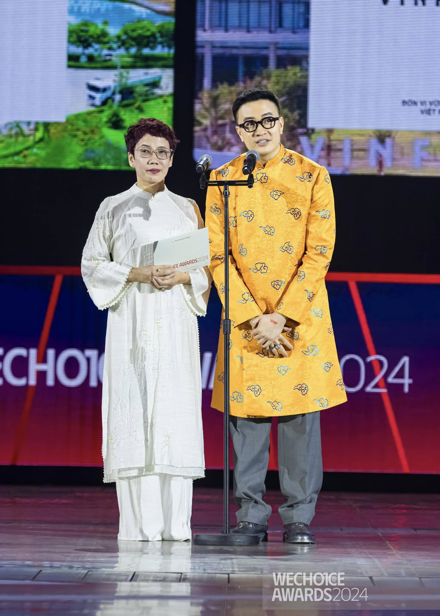 Mỹ nam Vbiz khoe visual trẻ mãi không già gây sốt WeChoice Awards 2024, “lười” đóng phim vẫn hot rần rần- Ảnh 1.