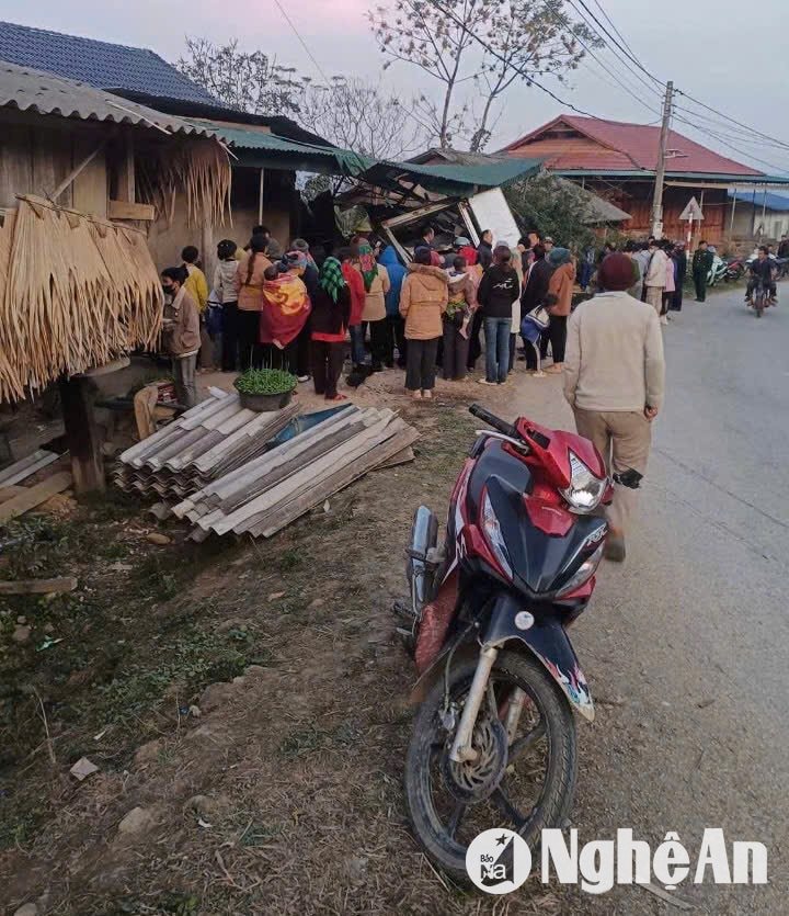 Danh tính 6 nạn nhân tử vong trong vụ xe tải tông vào cửa hàng tạp hoá: Bé nhỏ nhất mới 2 tuổi- Ảnh 1.