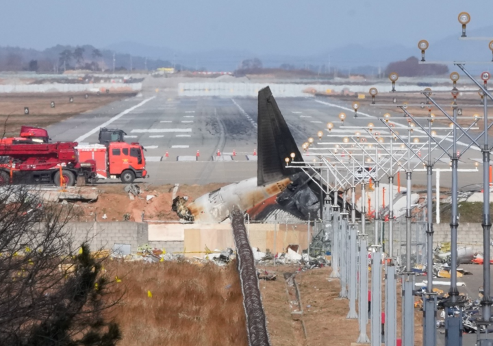 Hộp đen máy bay Jeju Air gặp nạn được chuyển sang Mỹ phân tích- Ảnh 1.