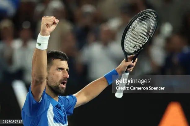 Australian Open: Ngược dòng ngoạn mục, Novak Djokovic ngăn Alcaraz lập siêu kỷ lục- Ảnh 1.