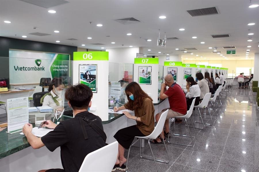 Khách hàng Vietcombank lưu ý: Thời gian ngân hàng nghỉ giao dịch trong dịp Tết Ất Tỵ 2025- Ảnh 1.