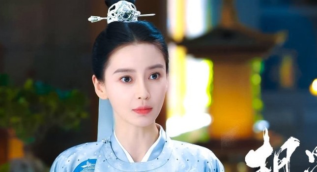 Tình thế tuyệt vọng của Angelababy- Ảnh 1.