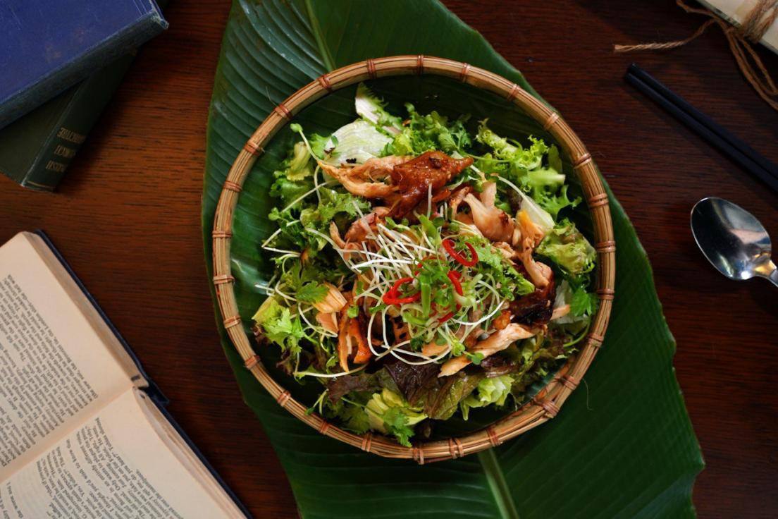 Ẩm thực Việt được biến tấu qu&aacute; mới lạ trong concept m&ugrave;a xu&acirc;n 2025 tại c&aacute;c kh&aacute;ch sạn hạng sang- Ảnh 7.
