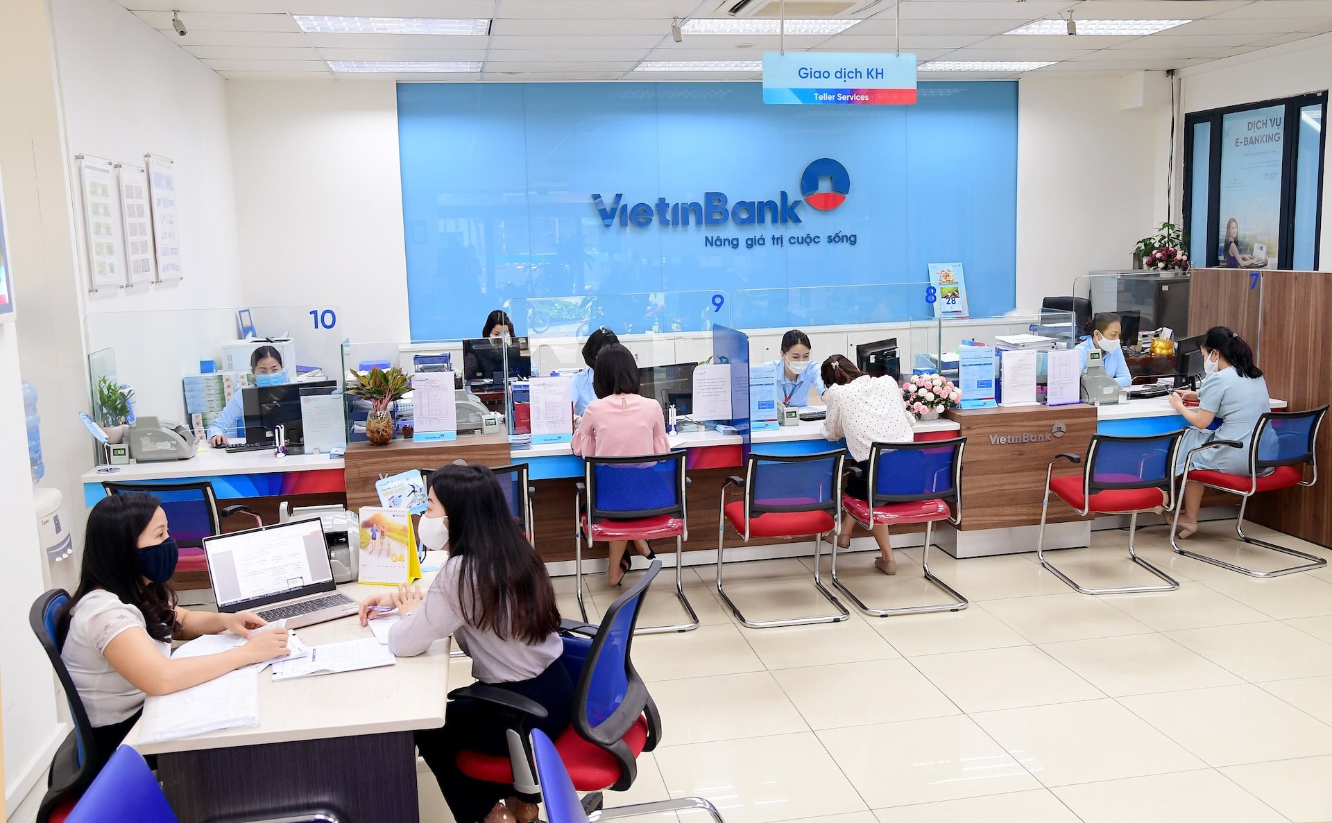 Khách hàng VietinBank lưu ý: Thời gian ngân hàng nghỉ giao dịch trong dịp Tết Ất Tỵ 2025- Ảnh 1.