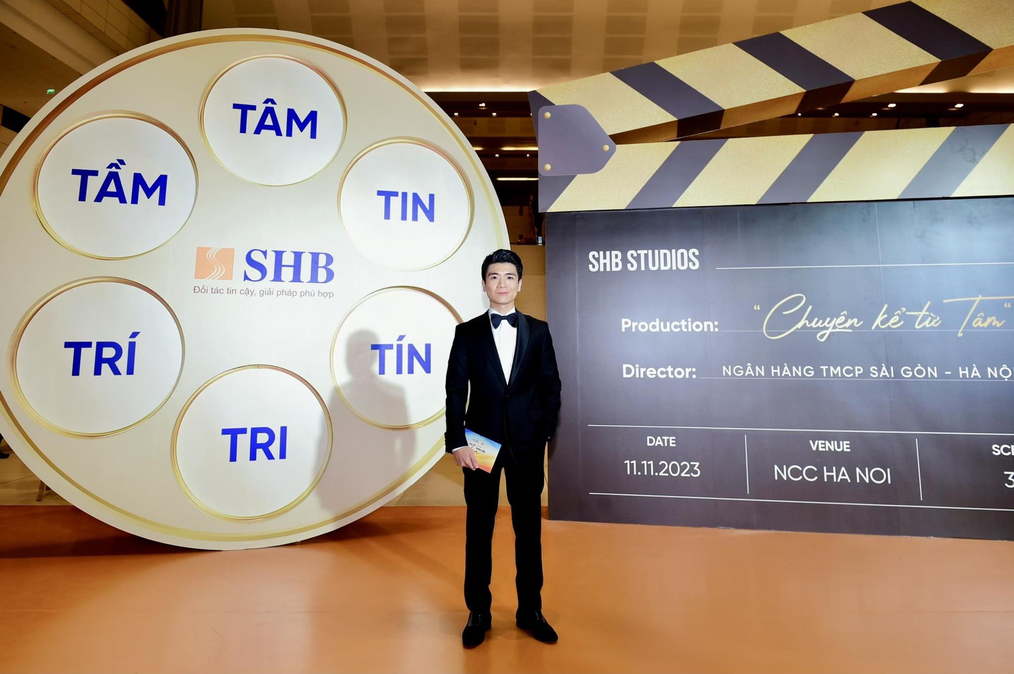 "Tổng tài" tuổi Tỵ của ngân hàng SHB: Thiếu gia tập đoàn nghìn tỷ, học thạc sĩ mới biết gia đình có điều kiện- Ảnh 2.