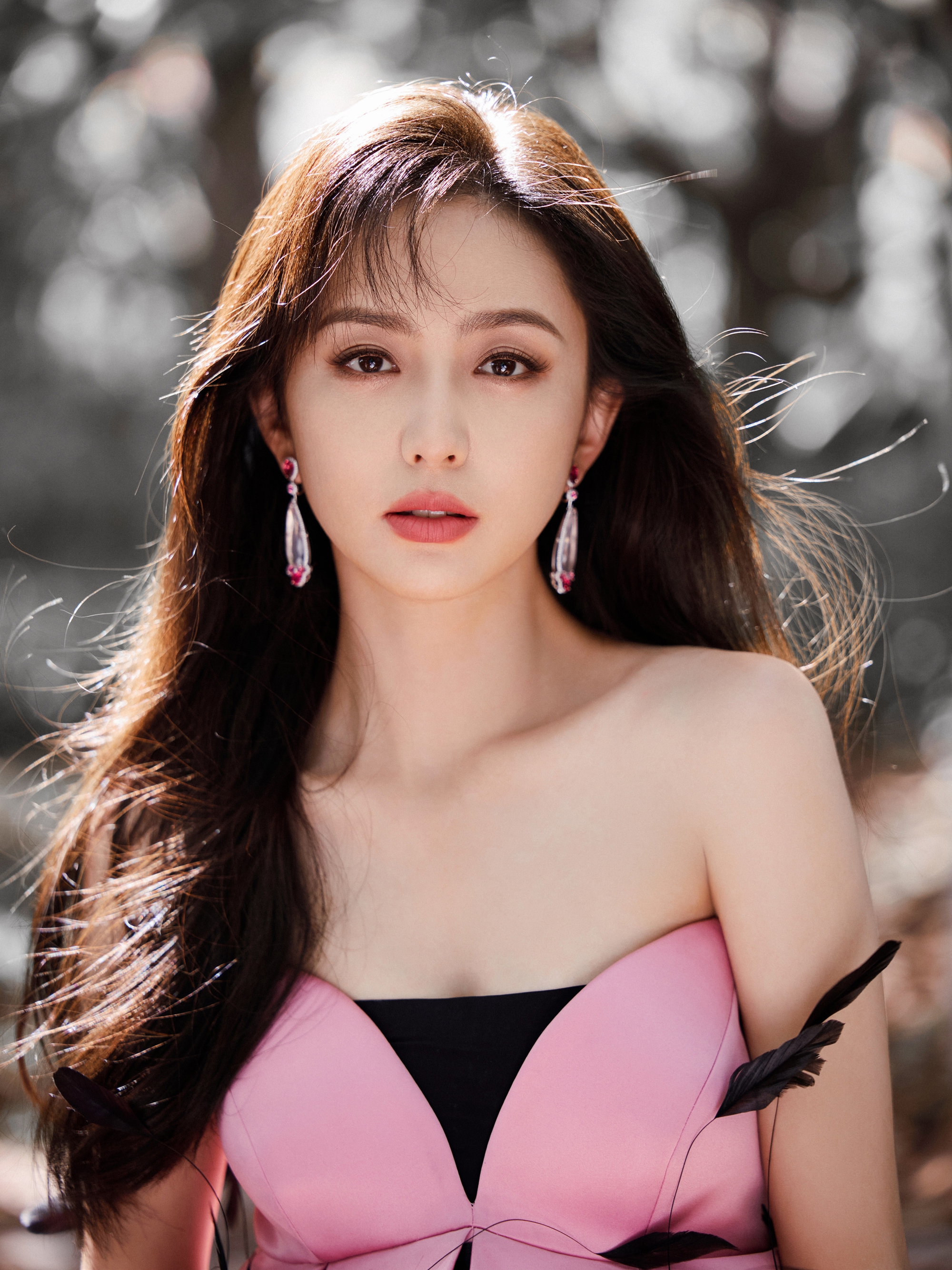 Ảnh chất lượng thấp bóc trần nhan sắc mỹ nhân cấm cả nước bàn tán về mình- Ảnh 9. Ảnh chất lượng thấp bóc trần nhan sắc mỹ nhân cấm cả nước bàn tán về mình- Ảnh 9.