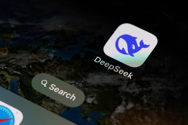 DeepSeek - đối thủ của ChatGPT đến từ Trung Quốc gây sốt toàn cầu- Ảnh 2.