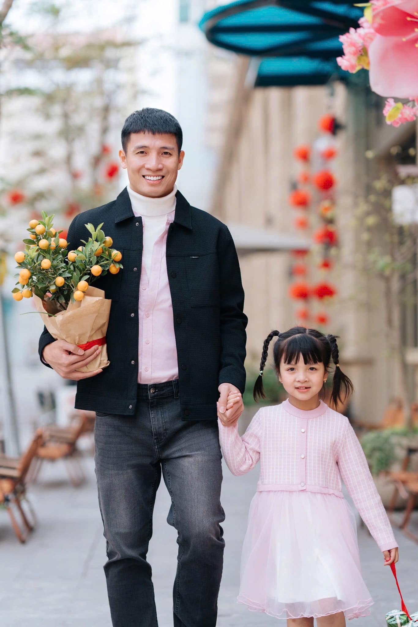 Bùi Tiến Dũng ngày cuối năm: Sóng gió đã qua, cùng con gái trang hoàng nhà cửa đón tết- Ảnh 4.
