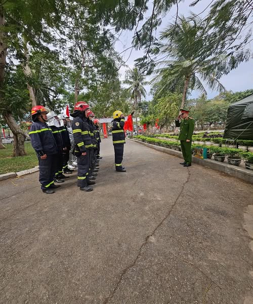 Hình ảnh trực xuyên Tết của lực lượng Cảnh sát Phòng cháy chữa cháy và Cứu nạn cứu hộ- Ảnh 4.