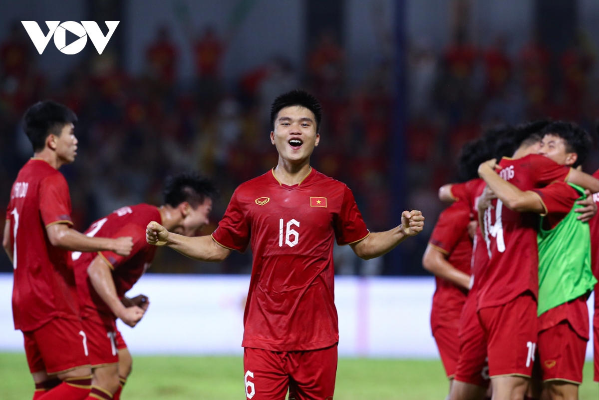 Đội h&igrave;nh c&aacute;c cầu thủ tuổi Tỵ của b&oacute;ng đ&aacute; Việt Nam- Ảnh 9.