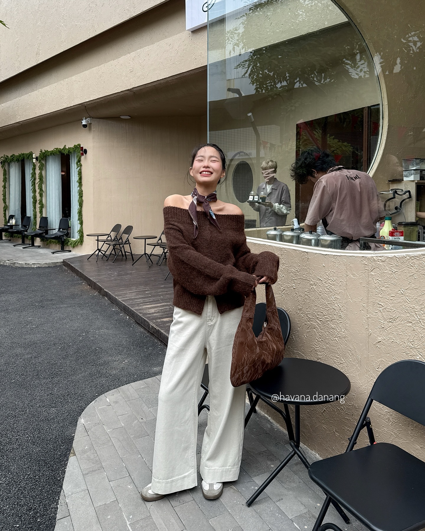 Từng mệnh phong thủy nên mặc và tránh đồ màu gì để cả Tết đều hên, quanh năm hoan hỉ?- Ảnh 4.