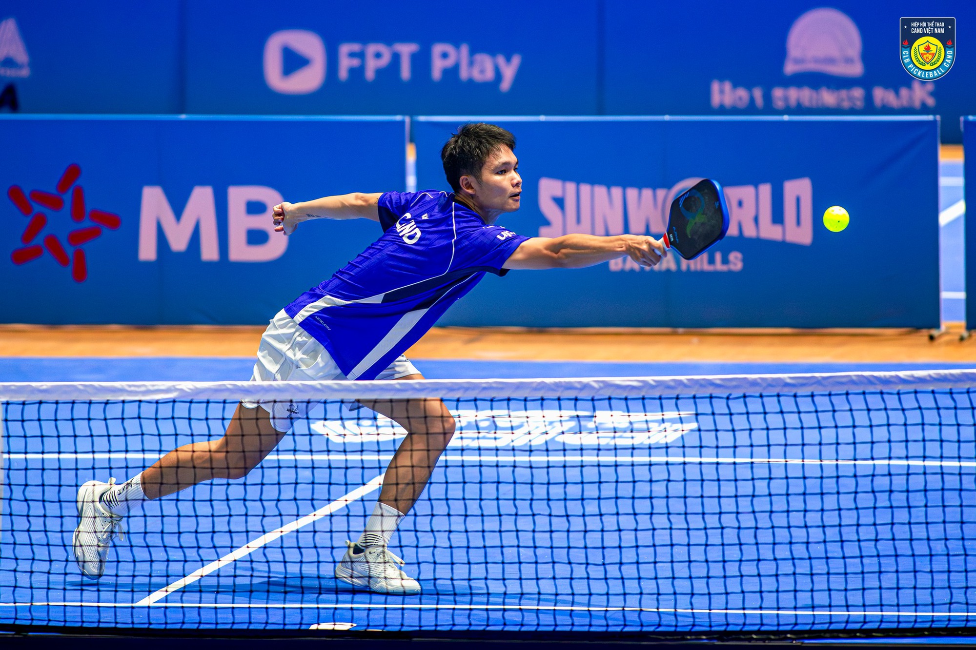 Hot: Trịnh Linh Giang ra mắt trong màu áo CLB pickleball Công An Nhân Dân tại PPA Tour Vietnam Cup 2025- Ảnh 2.