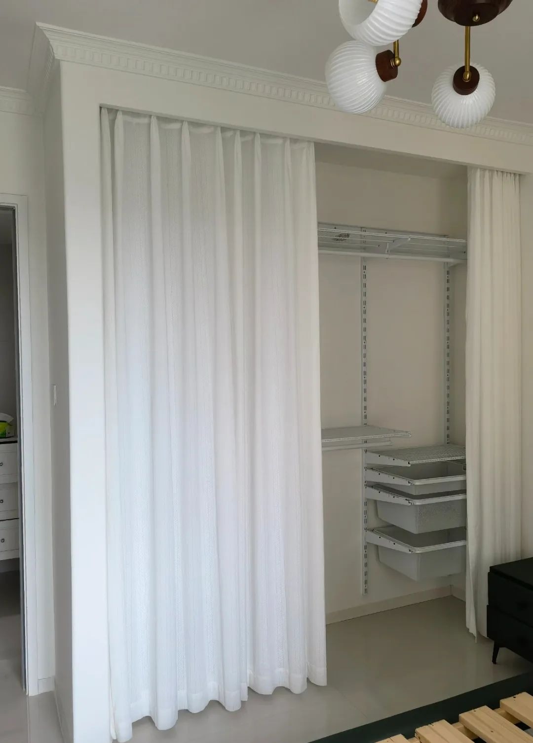 Thánh thần ơi, IKEA không chỉ bán đồ mà còn dạy cả thiên hạ cách sống gọn thông minh: Xem xong sáng bừng con mắt!- Ảnh 1.