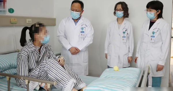 Nữ sinh 17 tuổi ho ra máu, 