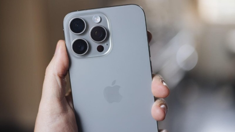 Đây là chiếc iPhone khung titan rẻ nhất Việt Nam: Giá chỉ 1 nửa iPhone 17 Pro nhưng còn sang xịn hơn- Ảnh 5.