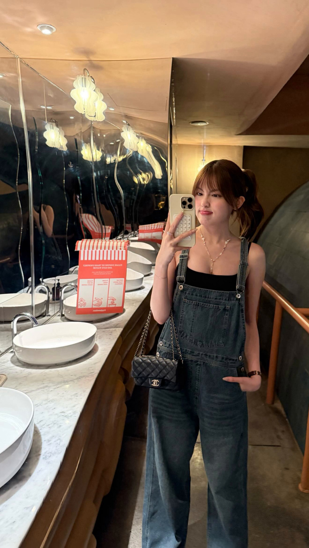 Babyboo còn là sinh viên mà giàu ác!- Ảnh 2.