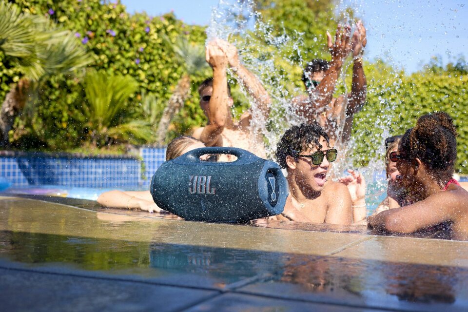 JBL “chào hàng” loa giải trí mới có AI- Ảnh 2.
