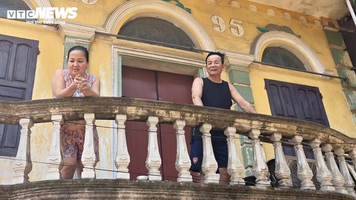 Làng cổ Thổ Hà chìm trong biển nước, hơn 8.000 người dân bị cô lập- Ảnh 2.
