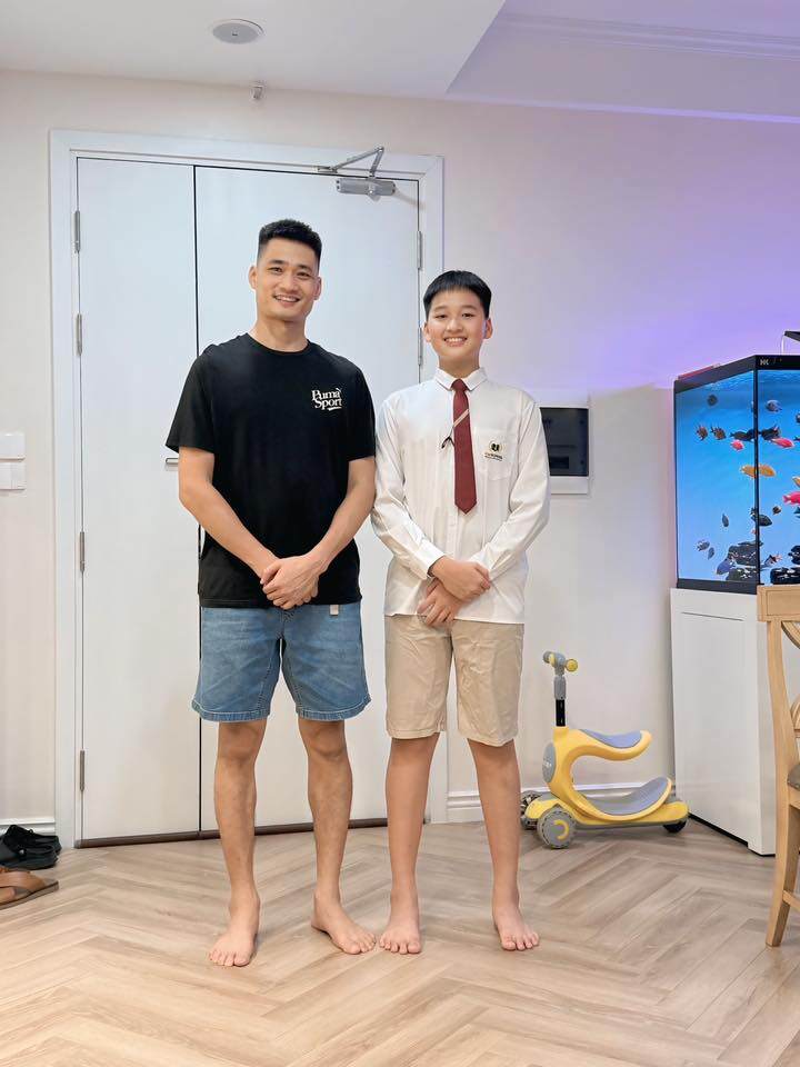 "Soái ca tương lai" nhà Bảo Thanh: Mới lớp 9 đã cao 1m75, mẹ đùa nhìn con như... cột nhà!- Ảnh 3.