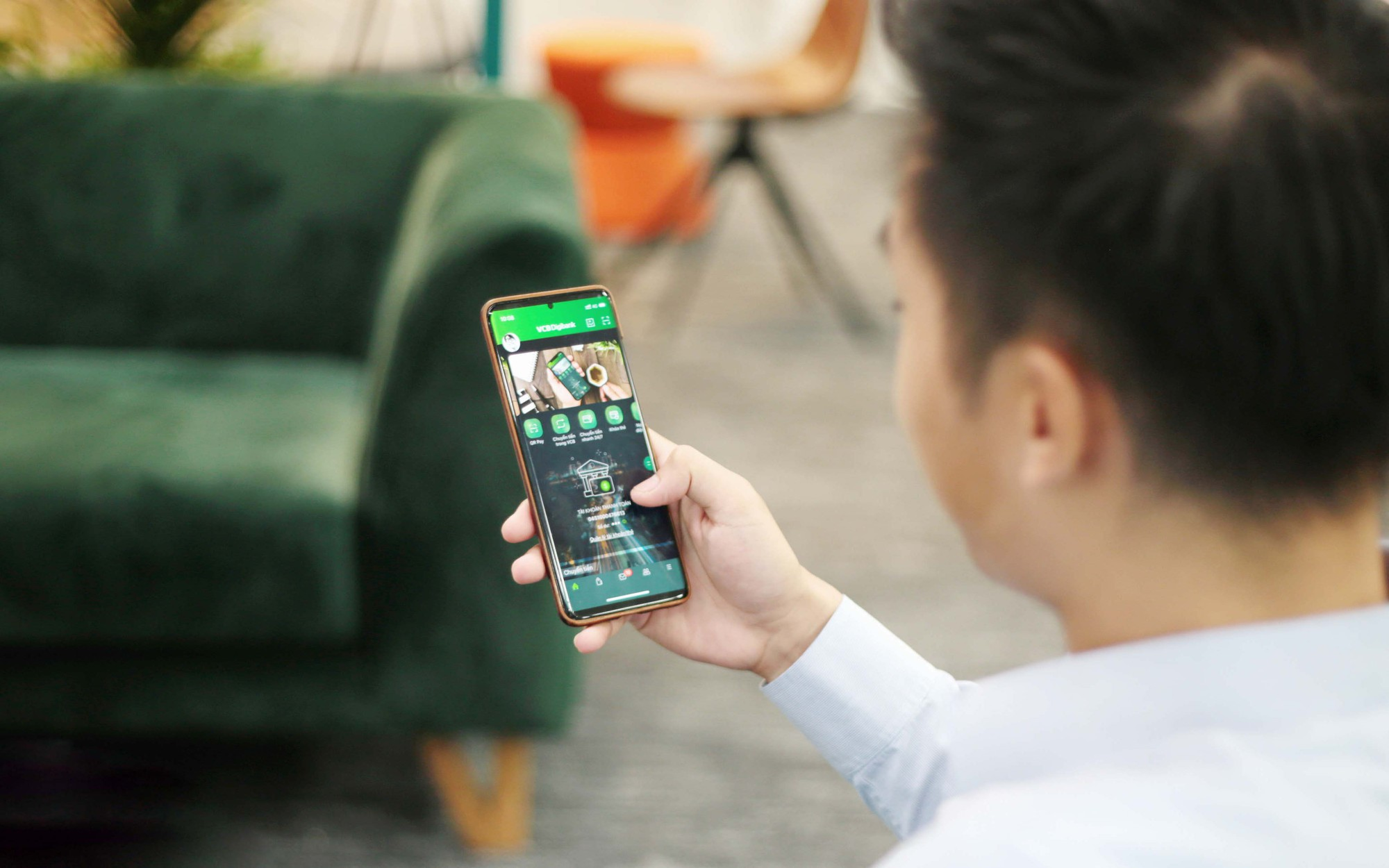 Vietcombank chỉ rõ 4 số điện thoại lừa đảo, người dân cho ngay vào 