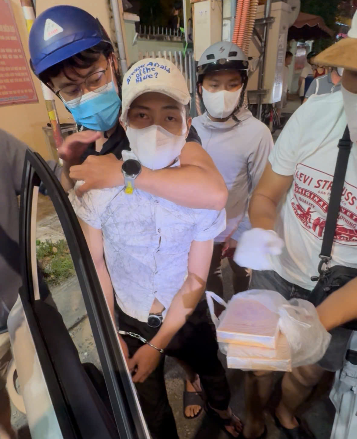 Trinh sát Công an Đà Nẵng bắt tội phạm ma túy như trong phim- Ảnh 1.