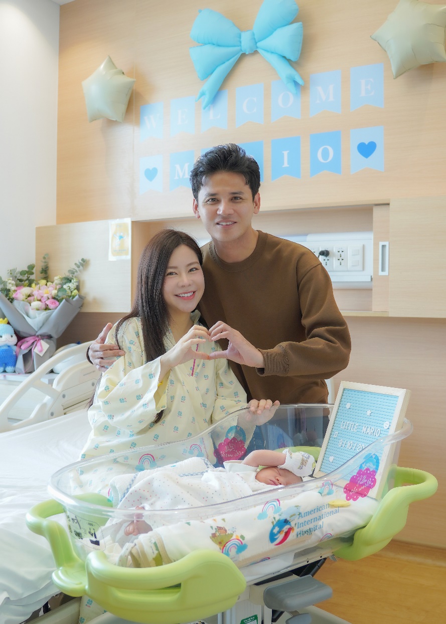 Vợ chồng diễn viên Vũ Ngọc Ánh – Anh Tài chào đón con trai tại Bệnh viện Quốc tế Mỹ (AIH)- Ảnh 2.
