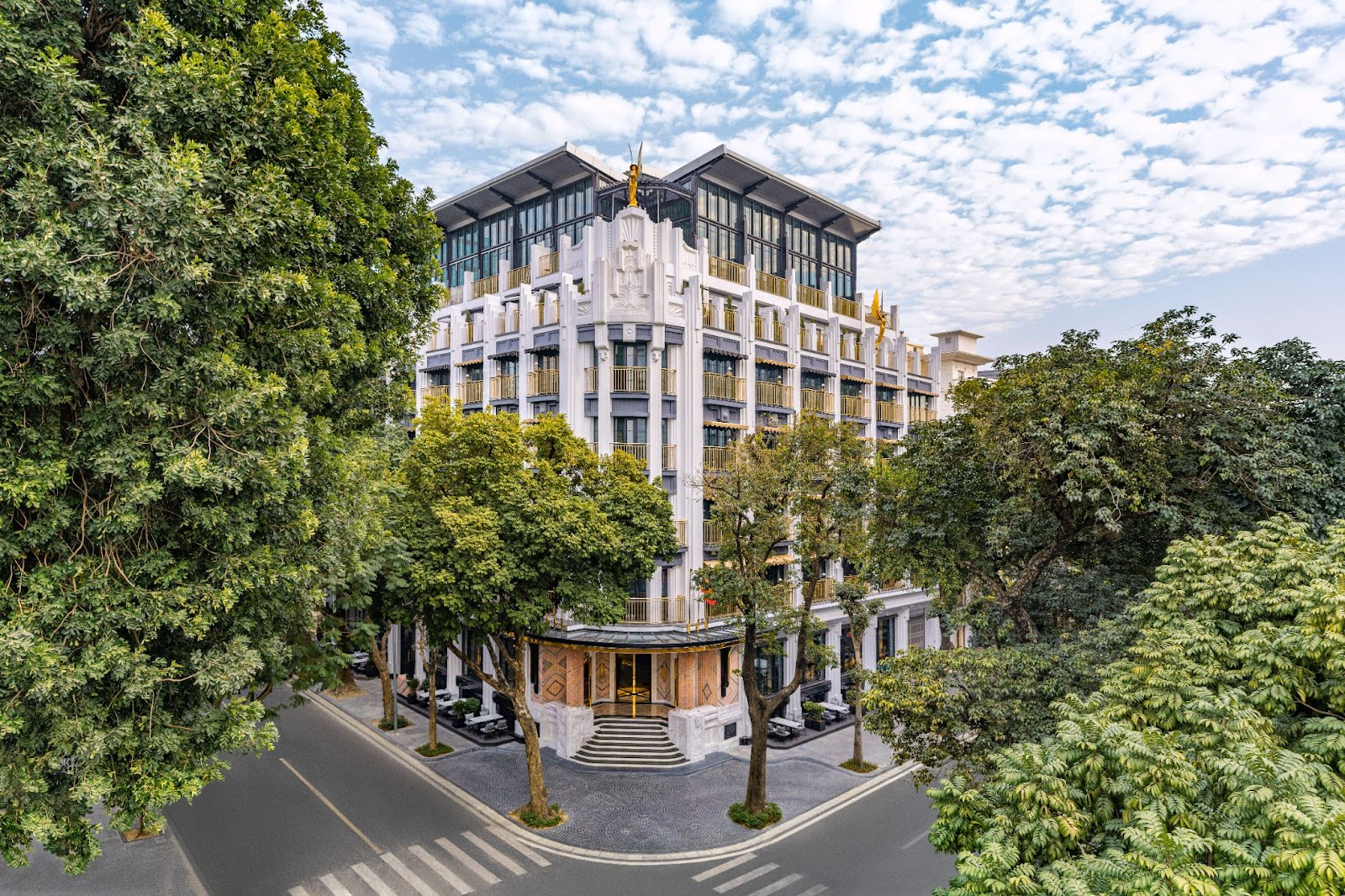 Lần đầu tiên 13 khách sạn, resort Việt Nam lần đầu được vinh danh Michelin Key: Khách sạn duy nhất sở hữu 3 nhà hàng đạt sao Michelin tiếp tục đứng đầu danh sách- Ảnh 3.