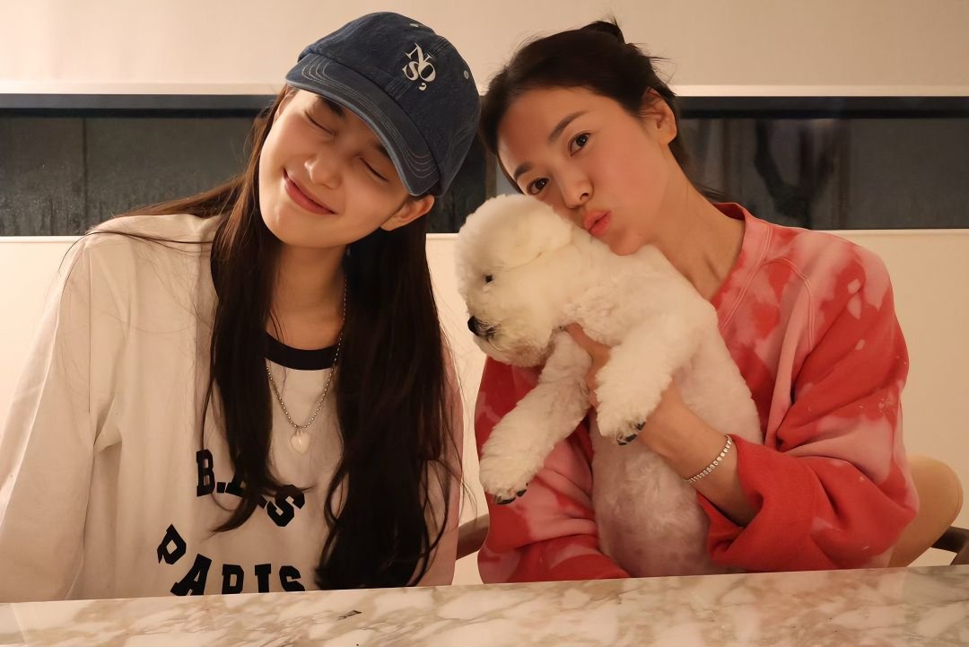Song Hye Kyo lần đầu công khai gọi bạn diễn là người yêu- Ảnh 9.