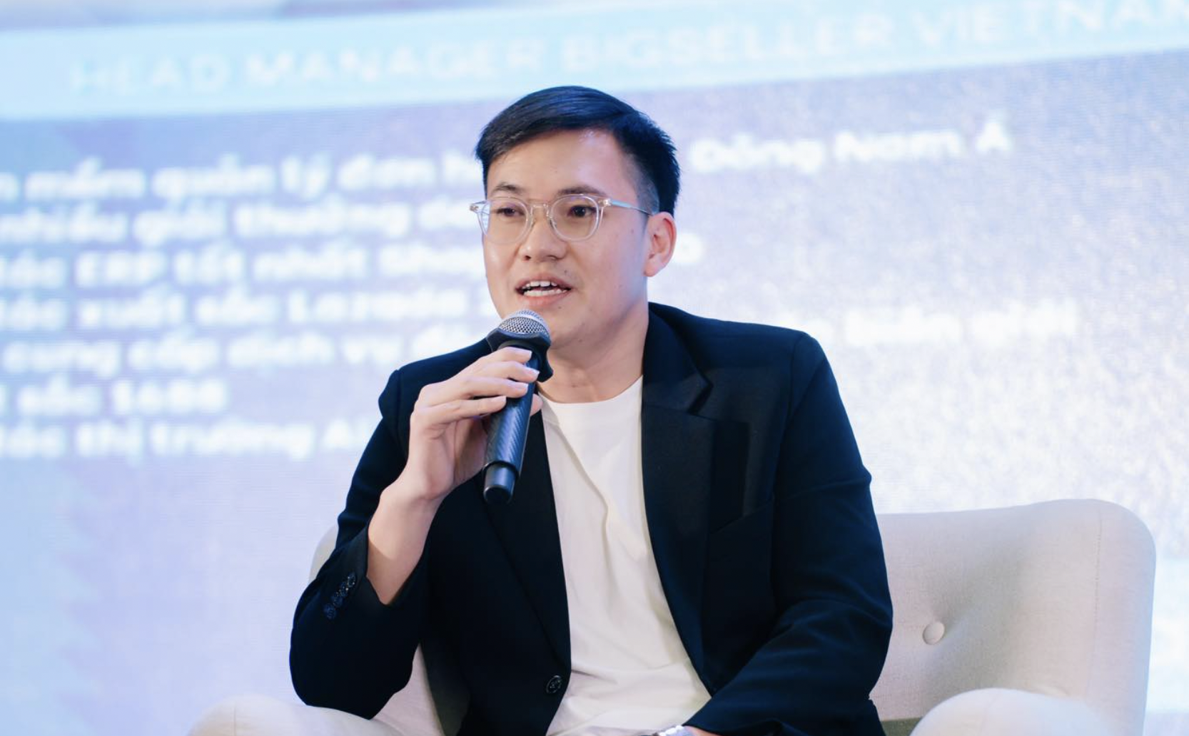 Hoàng Hường và hiện tượng "thần tượng livestream"- Ảnh 6.