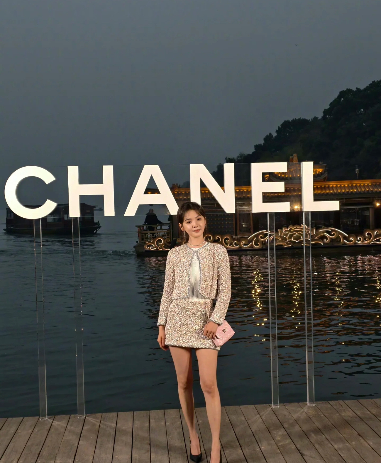 Hot girl Taobao một thời nỗ lực lấn sân mảng thời trang, nay thành đại sứ thương hiệu xa xỉ- Ảnh 20.